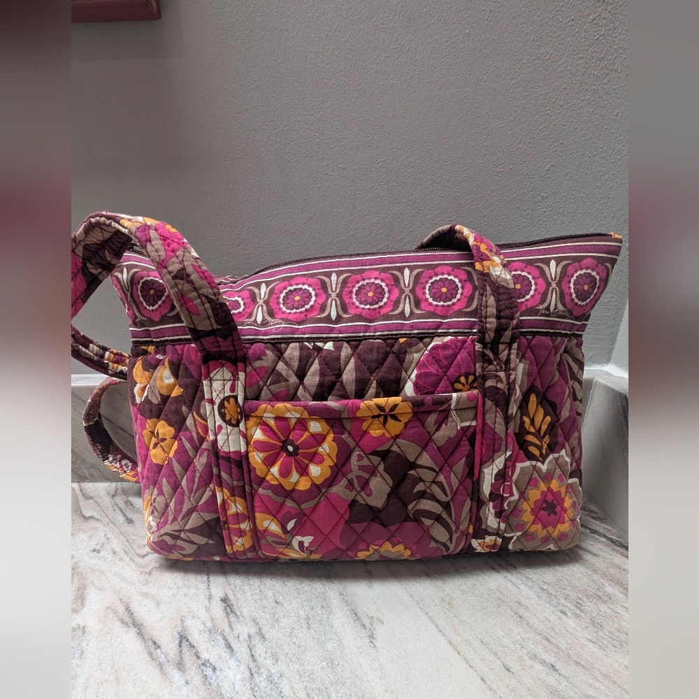 Vera Bradly retired pattern Carnaby large tote or diaper bag - Picture 1 of 4